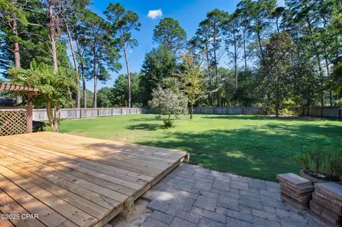 Exterior - 258 Wava Ave, Niceville, FL 32578 photo 2 of 7