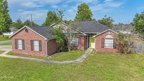 918 Delaware Ave, Lynn Haven, FL 32444
