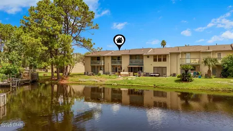 150 Robin Ln, Panama City Beach, FL 32407