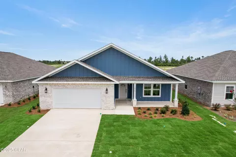3825 Red Deer Cir, Panama City, FL 32404