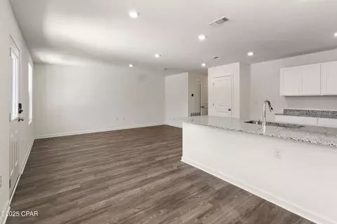 4126 Flint Ave, Chipley, FL 32428 photo 5
