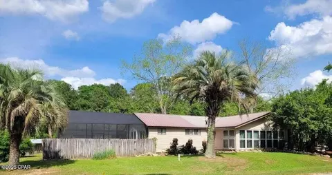 2491 N Pine St, Westville, FL 32464