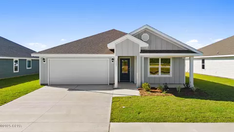 6497 Haskins Dr, Panama City, FL 32404