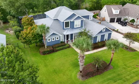 233 Moonlight Bay Dr, Panama City Beach, FL 32407