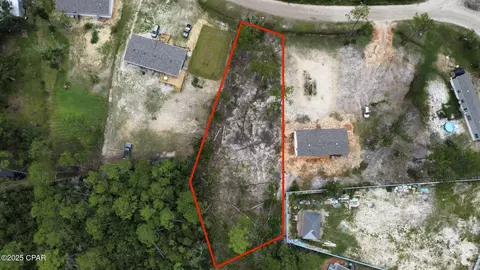 305 Newman Point Rd, Southport, FL 32409