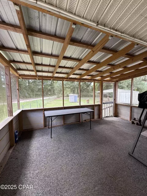 Exterior - 5947 Highway 2, Bascom, FL 32423 photo 7 of 13