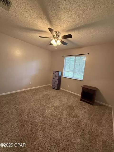 Bedroom - 5947 Highway 2, Bascom, FL 32423 photo 1 of 2