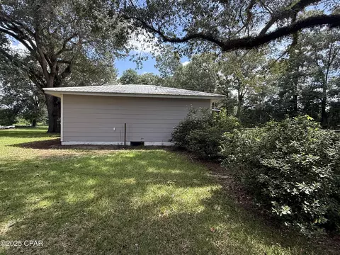 Exterior - 5947 Highway 2, Bascom, FL 32423 photo 3 of 13