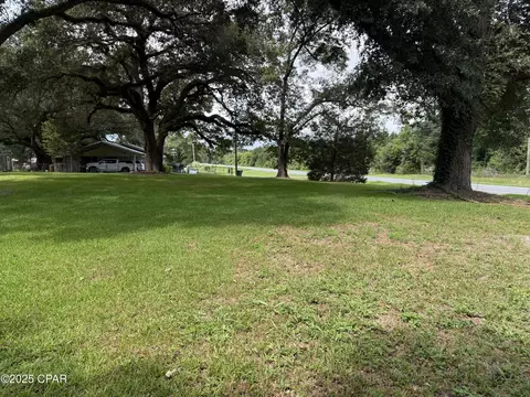 Exterior - 5947 Highway 2, Bascom, FL 32423 photo 11 of 13