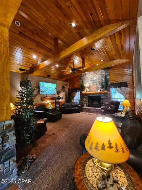 Living - 3359 Antler Trl, Chipley, FL 32428 photo 5 of 5