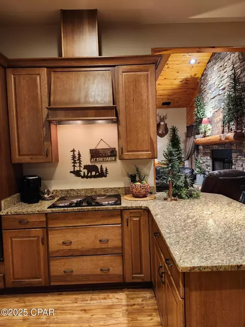 Kitchen - 3359 Antler Trl, Chipley, FL 32428 photo 10 of 11