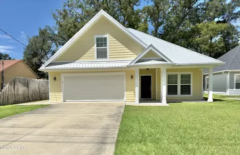 237 Hamilton Ave, Panama City, FL 32401
