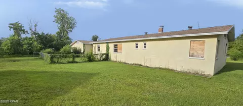 711 Sanders Ln, Panama City, FL 32401