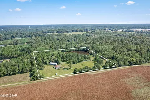 1069 Trawick Pl, Chipley, FL 32428 photo 3