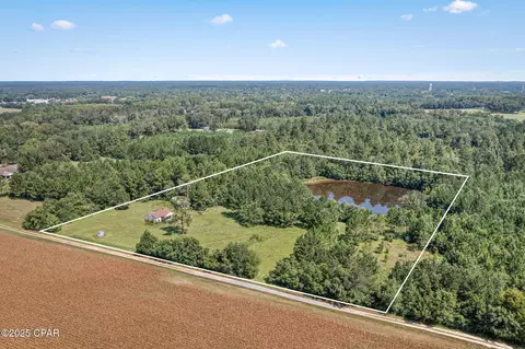 1069 Trawick Pl, Chipley, FL 32428 photo 2