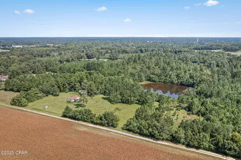 1069 Trawick Pl, Chipley, FL 32428 photo 4