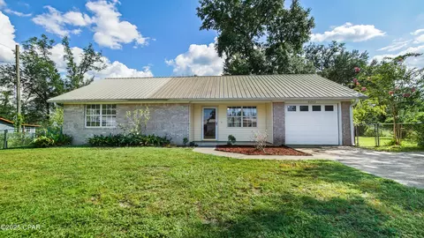 6242 Blue Gill Dr, Panama City, FL 32404