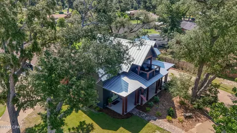 4612 Sunset Dr, Panama City, FL 32404