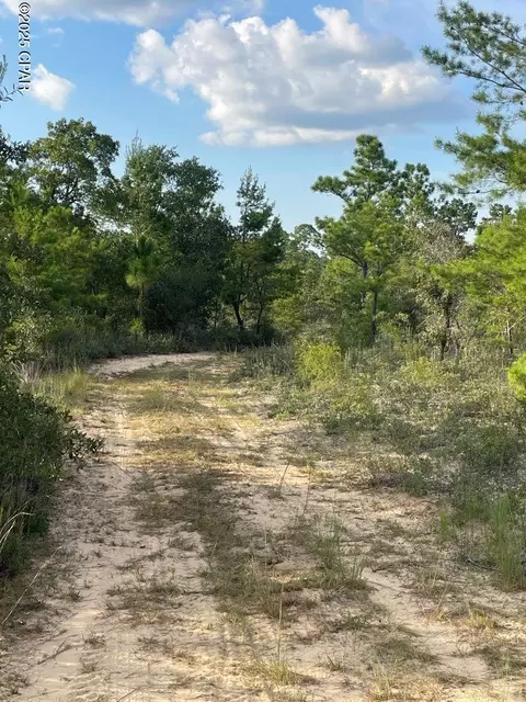 20535 Ring Rd, Fountain, FL 32438