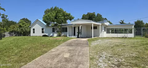 109 Concord Cir, Panama City, FL 32405