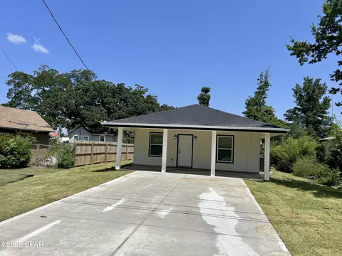 711 E 14th St, Panama City, FL 32401