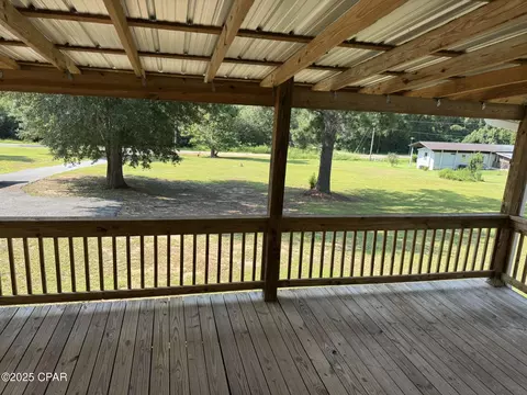 7968 Pope St, Sneads, FL 32460 photo 2