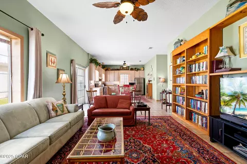 21504 Palm Ave, Panama City Beach, FL 32413