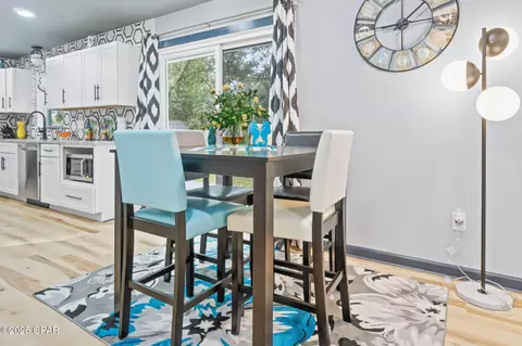 Dining - 4093 Waycross Pl, Chipley, FL 32428 photo 1 of 1
