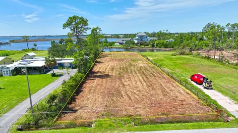1526 S Berthe Ave, Panama City, FL 32404