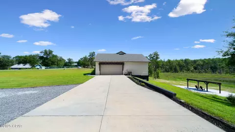 5080 Pine Ridge Dr, Chipley, FL 32428 photo 4