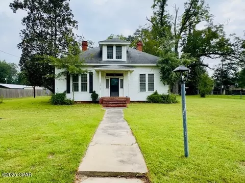 1342 Old Bonifay Rd, Chipley, FL 32428
