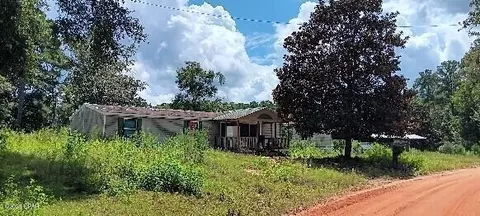 2006 Posey Acres Rd, Chipley, FL 32428