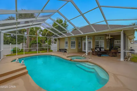 106 Bimini Ct, Panama City Beach, FL 32413