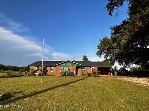 4170 Wintergreen Rd, Greenwood, FL 32443