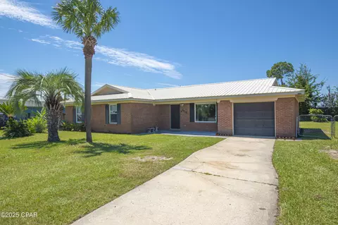 1118 S Comet Ave, Panama City, FL 32404