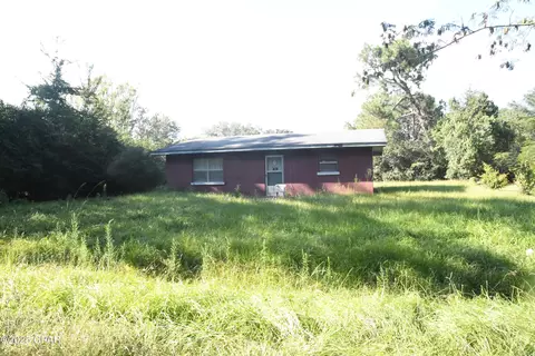 1184 Farmer Rd, Chipley, FL 32428