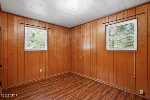 Bedroom - 500 N 2nd St, Chipley, FL 32428 photo 3 of 6