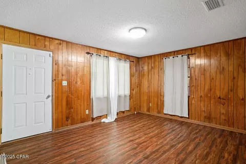 Living - 500 N 2nd St, Chipley, FL 32428 photo 1 of 2
