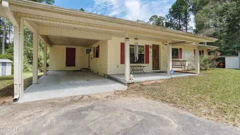 Exterior - 1730 Firetower Rd, Chipley, FL 32428 photo 1 of 7