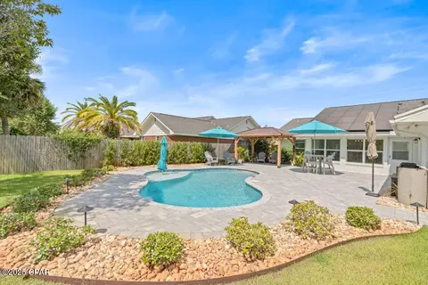 508 Parkwood Dr, Panama City, FL 32405