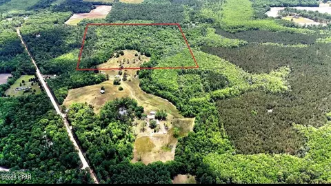 1720 Robbins Brg, Bonifay, FL 32425