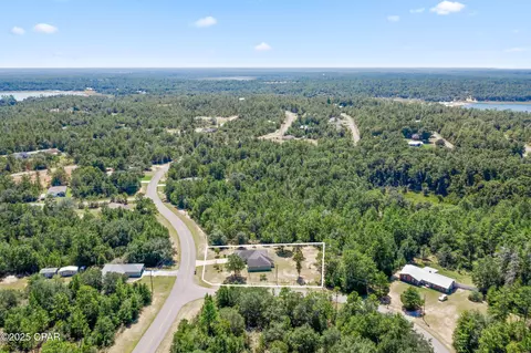 View/Area - 3952 Concord Blvd, Chipley, FL 32428 photo 2 of 10