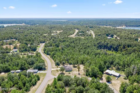 View/Area - 3952 Concord Blvd, Chipley, FL 32428 photo 7 of 10