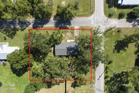 View/Area - 540 4th St, Chipley, FL 32428 photo 6 of 10