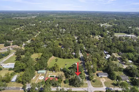View/Area - 540 4th St, Chipley, FL 32428 photo 8 of 10