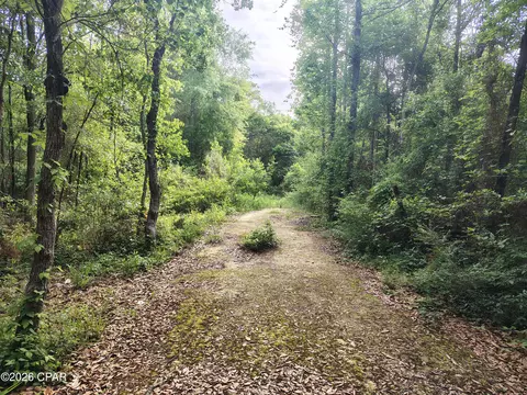 1414 Highway 2, Graceville, FL 32440