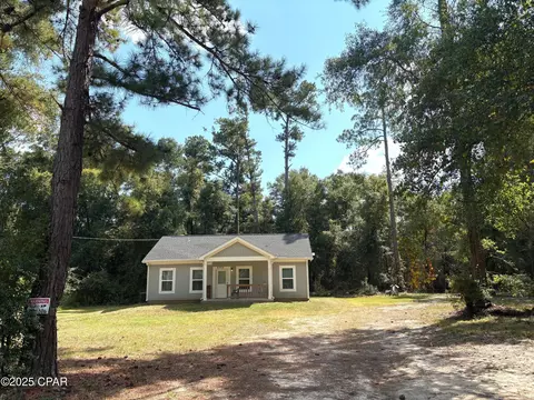 5775 Belaire Dr, Greenwood, FL 32443