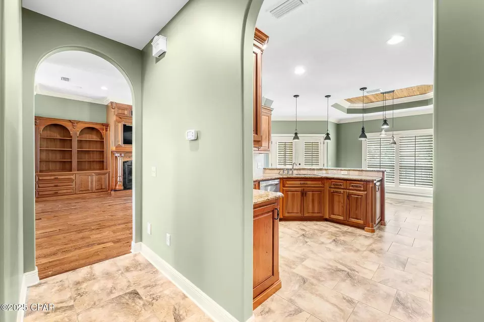 Entry Way - 4712 Grants Mill Dr, Lynn Haven, FL 32444 photo 2 of 5