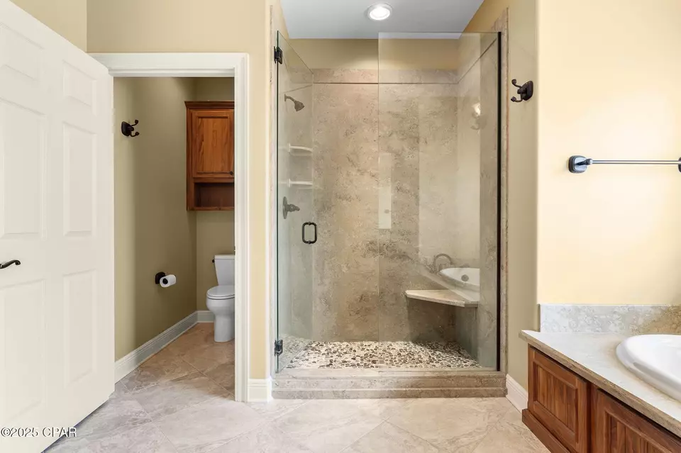 Bath - 4712 Grants Mill Dr, Lynn Haven, FL 32444 photo 3 of 7