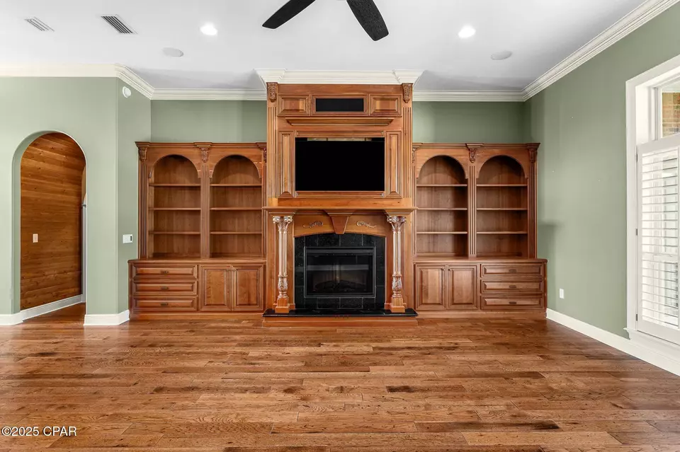 Living - 4712 Grants Mill Dr, Lynn Haven, FL 32444 photo 6 of 6